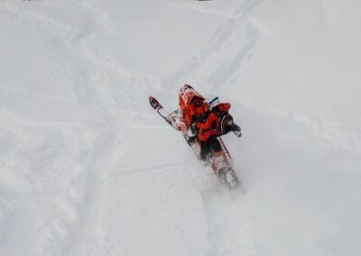 Always Peak Powder Club0A snow riding fun