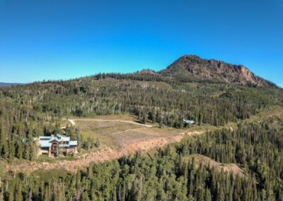 Bear Mountain Chalet rabbit ears lodge